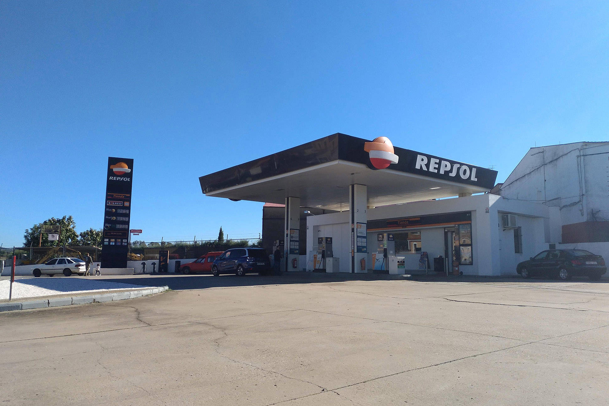 Gasolinera de Puebla de Obando
